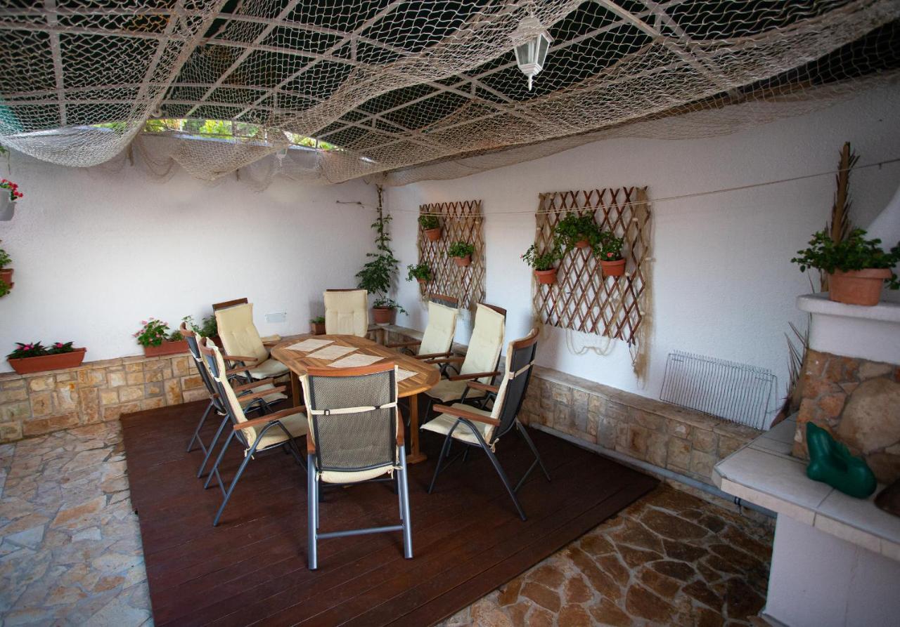 Apartments Ljubo Stari Grad  Ngoại thất bức ảnh