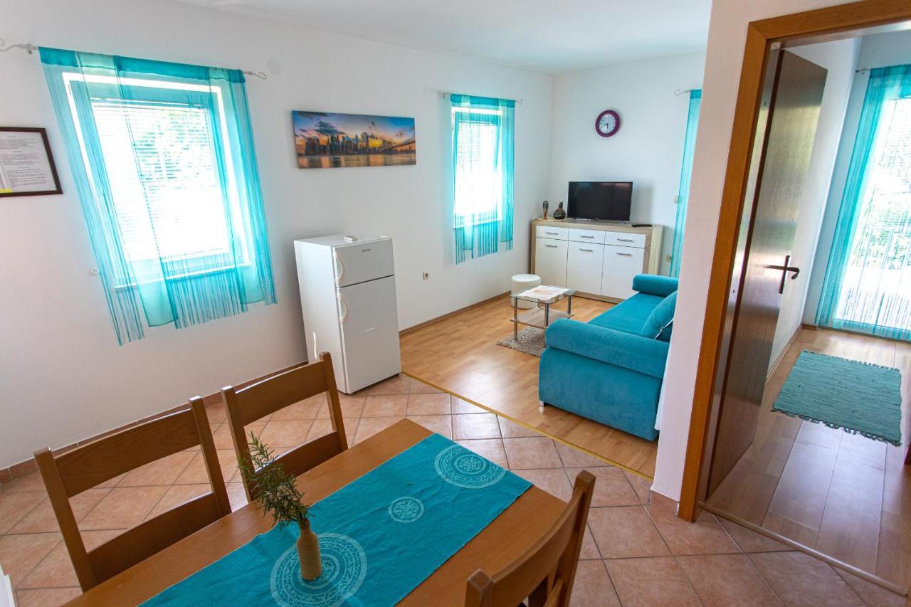 Apartments Ljubo Stari Grad  Ngoại thất bức ảnh
